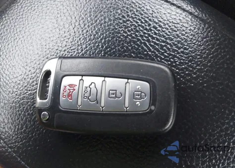 2017 Hyundai Veloster Value Edition z USA, uszkodzony, nr VIN KMHTC6AD3HU321958